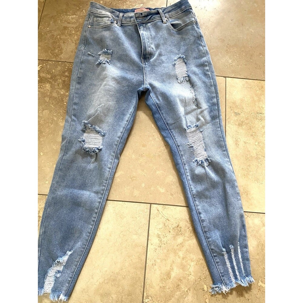 NWOT - BAMBOO Women's Size 15 Distressed Stretch Hi-rise Skinny Jeans Blue Denim